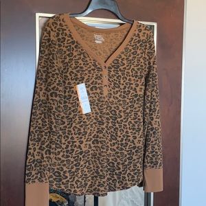 Leopard print thermal top